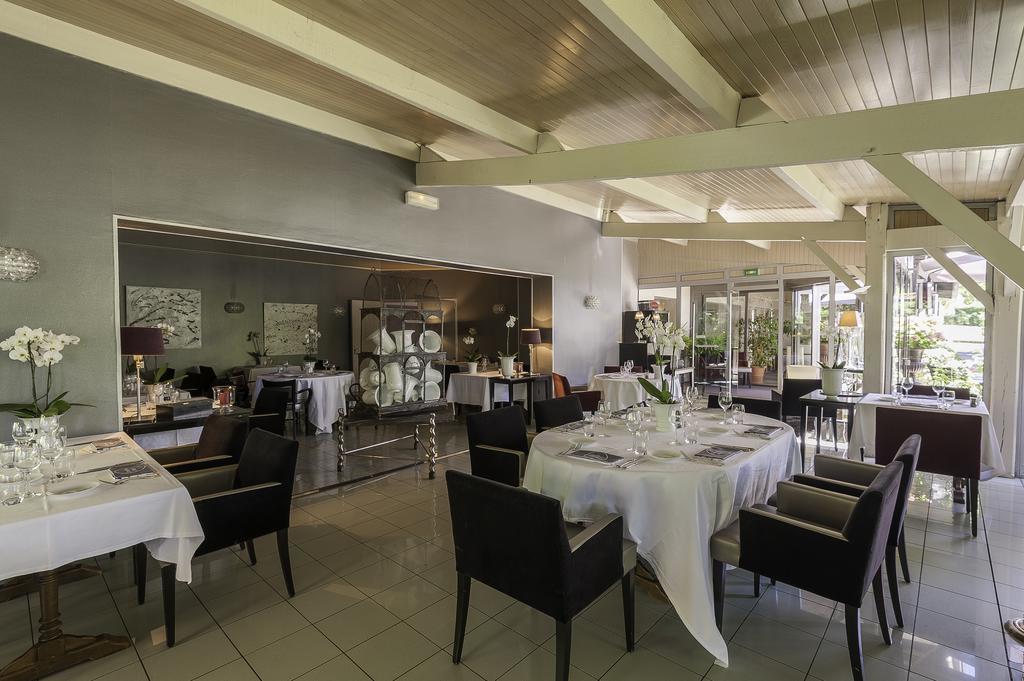 Logis Hotel - Restaurant Le Relais De Comodoliac Saint-Junien Ngoại thất bức ảnh